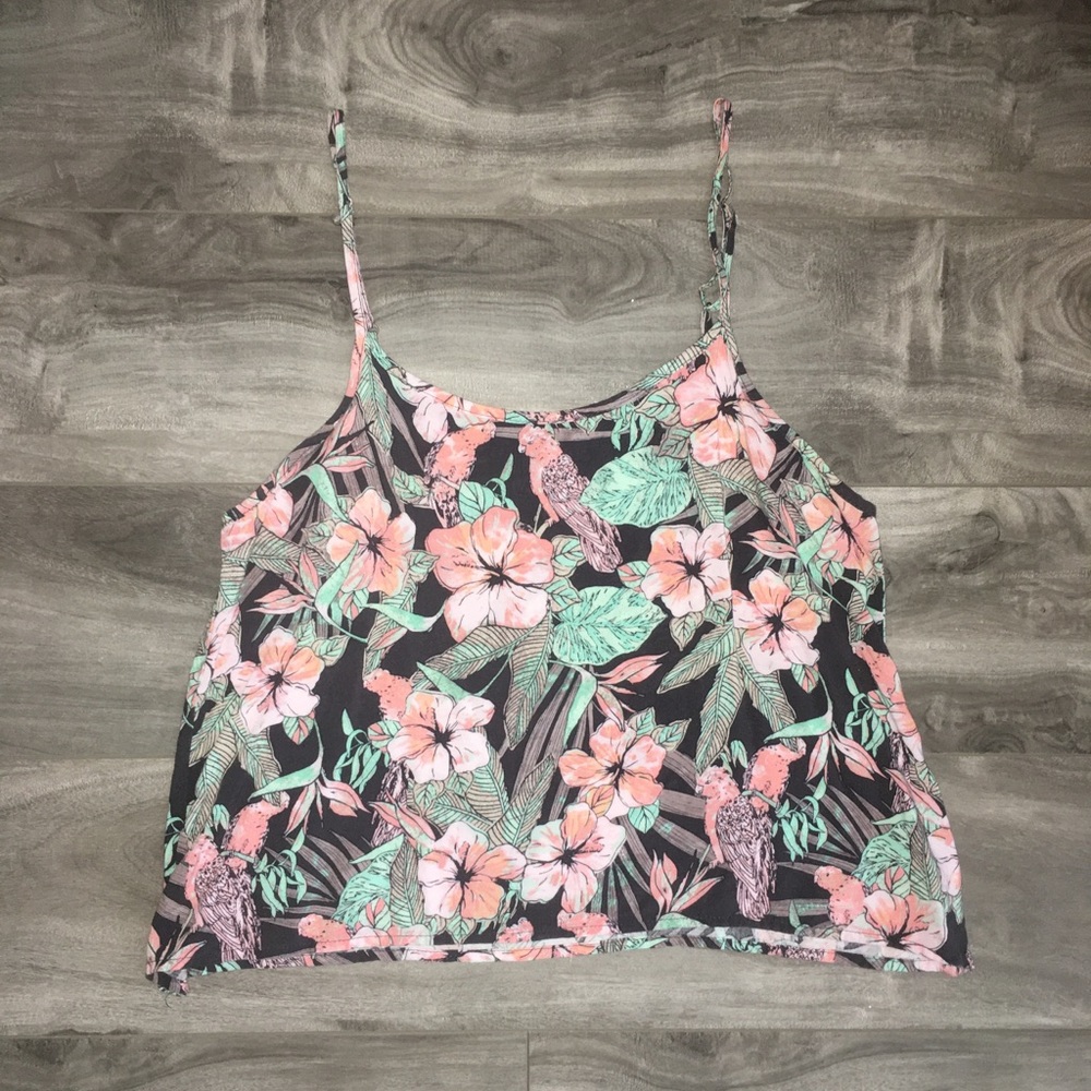 NWOT Hawaiian Floral Cropped Tank